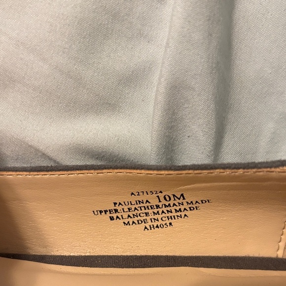 Isaac Mizrahi Live Paulina Gray Tassel Suede Loafters Size 10 Office Workwear - Picture 8 of 8